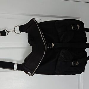 GAP Cotton Backpack with Buckle Straps Zip Top 2 Front Snap Pockets Unisex